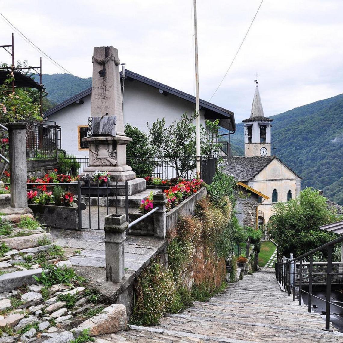 B&B La Locanda Del Cinghiale Aurano Eksteriør billede